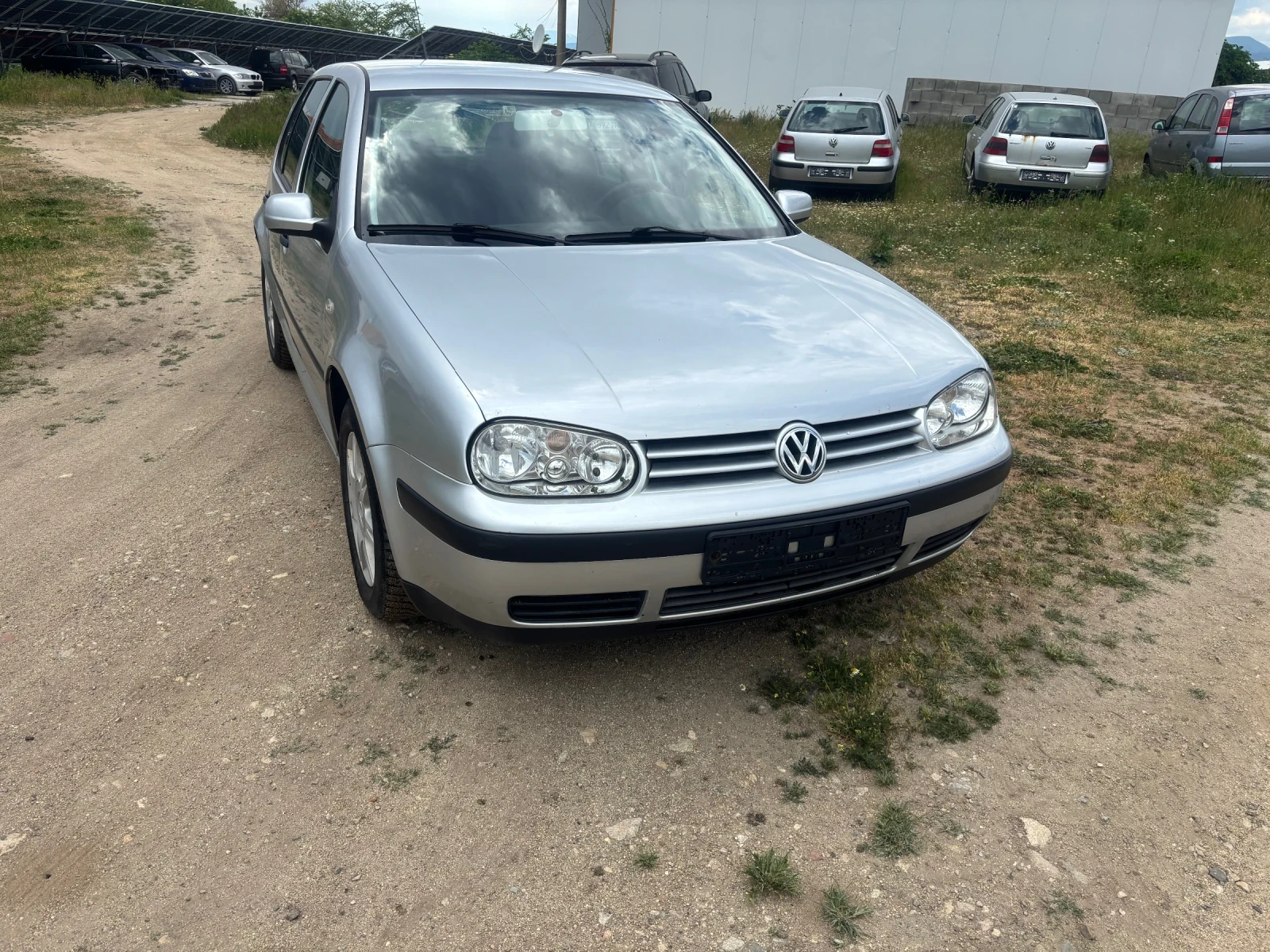 VW Golf 1.6