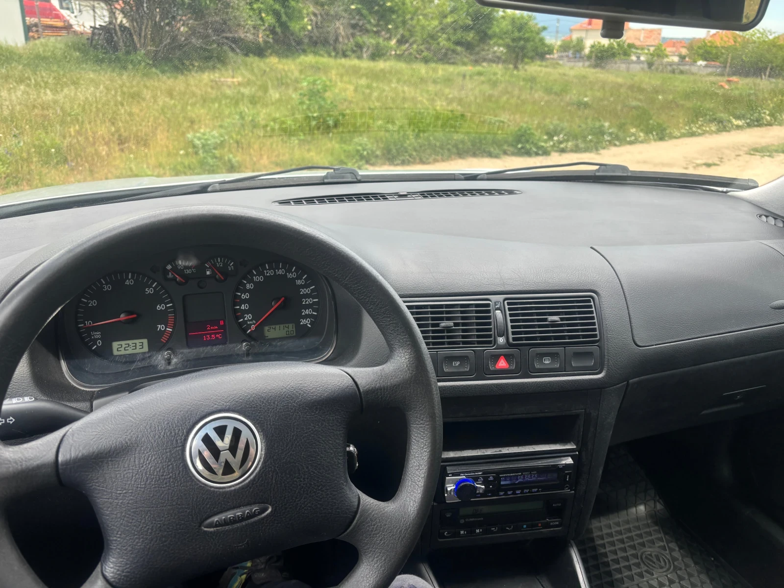 VW Golf 1.6, снимка 10 - Автомобили и джипове - 54595014