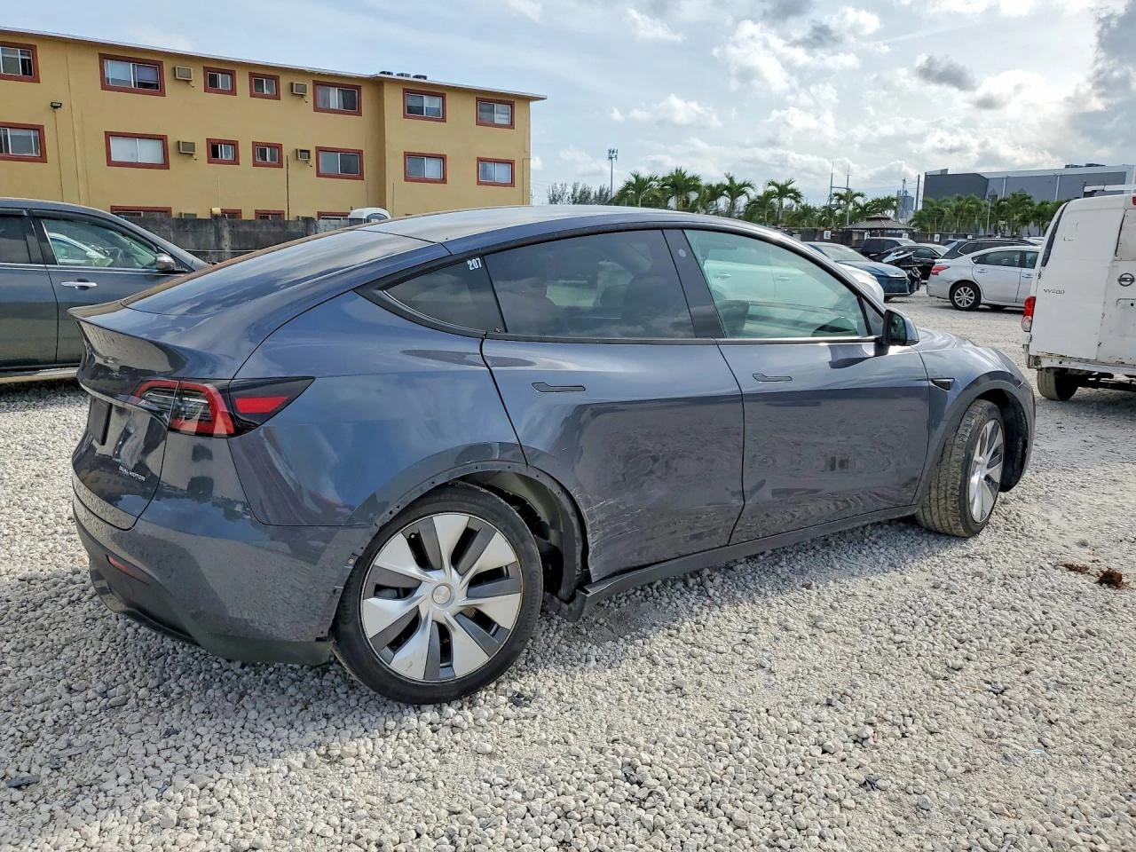 Tesla Model Y | Mobile.bg � ����������� 3