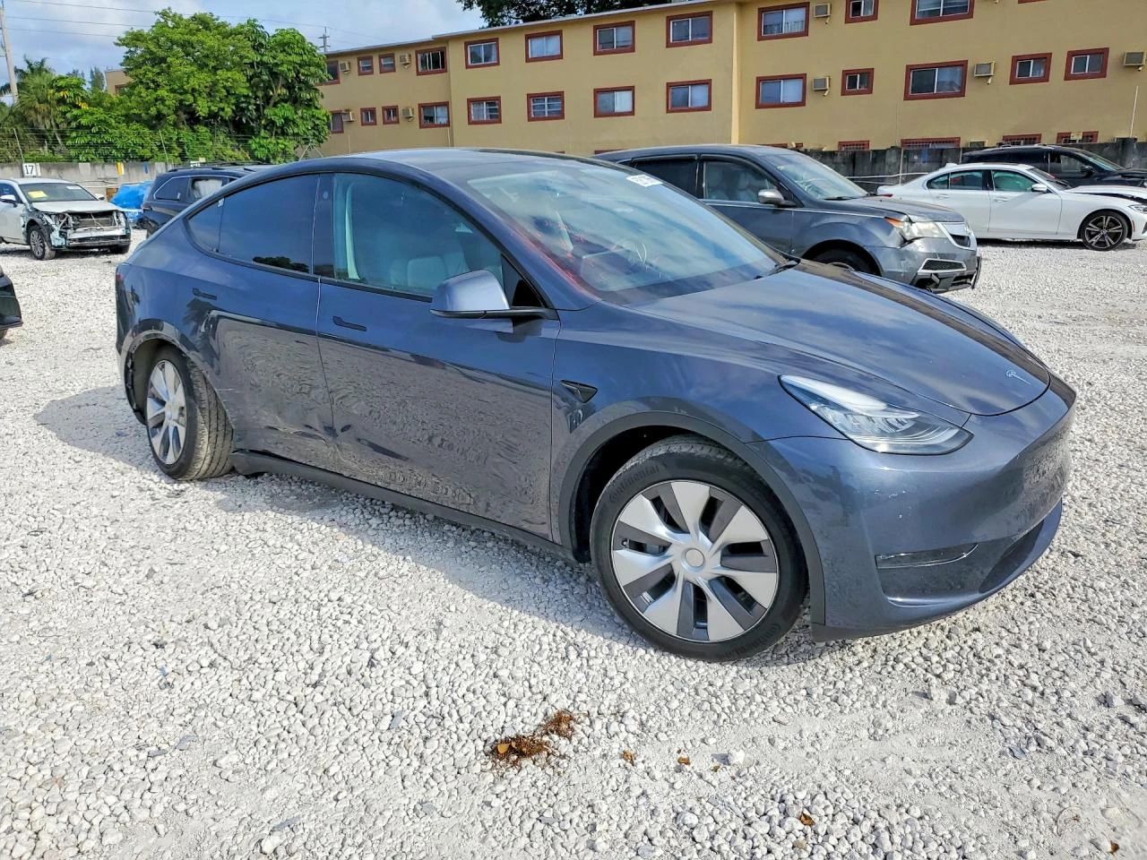 Tesla Model Y | Mobile.bg � ����������� 4