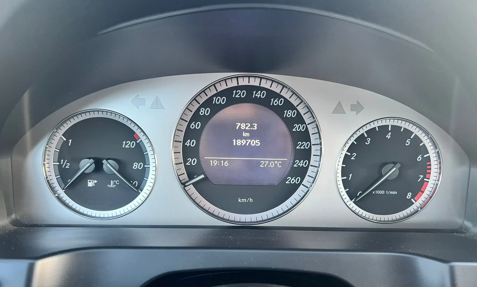 Mercedes-Benz C 180 1.8 i/156кс./6ск., снимка 10 - Автомобили и джипове - 54723390