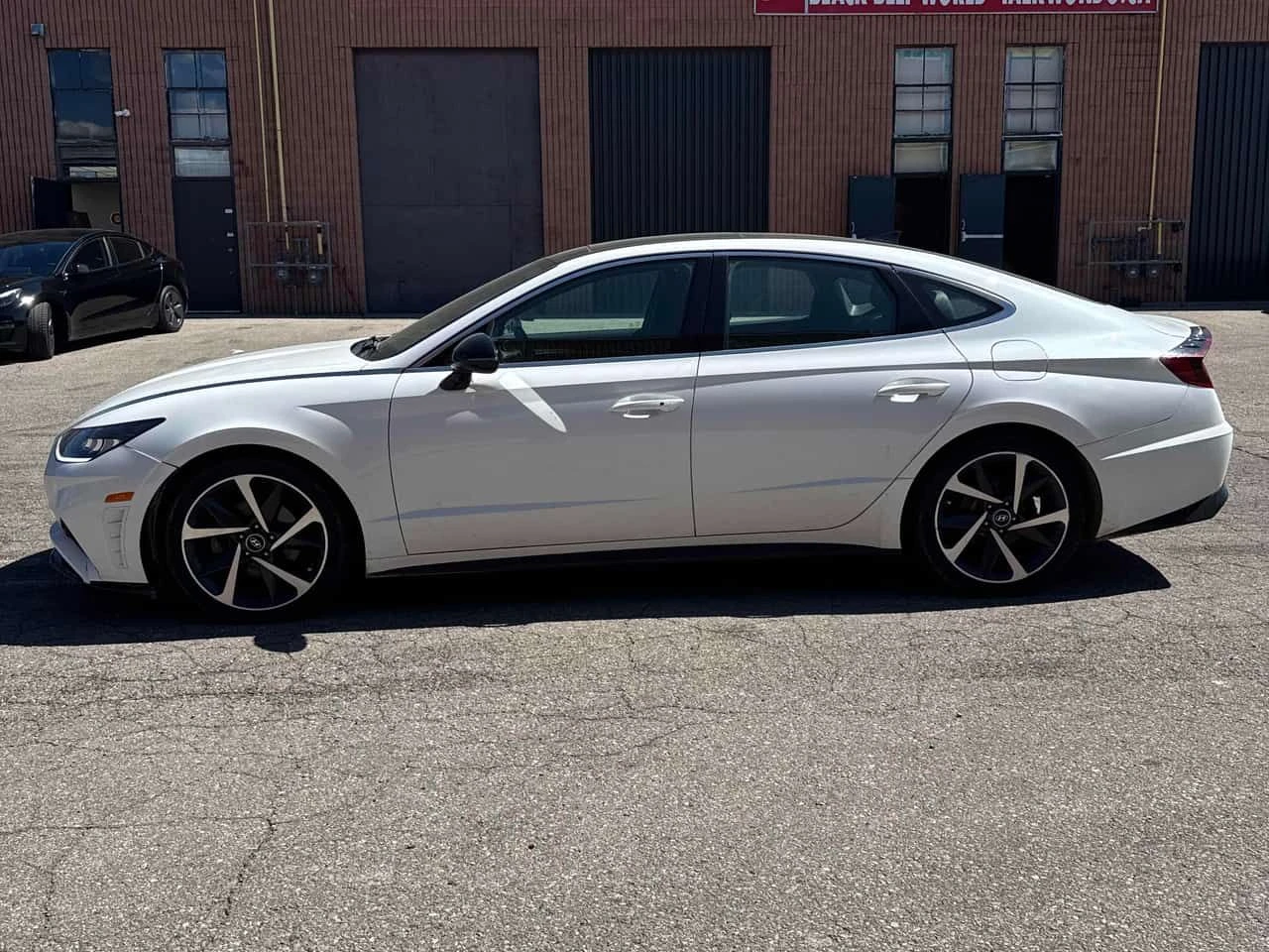 Hyundai Sonata Sport  CARFAX, снимка 2 - Автомобили и джипове - 54798269