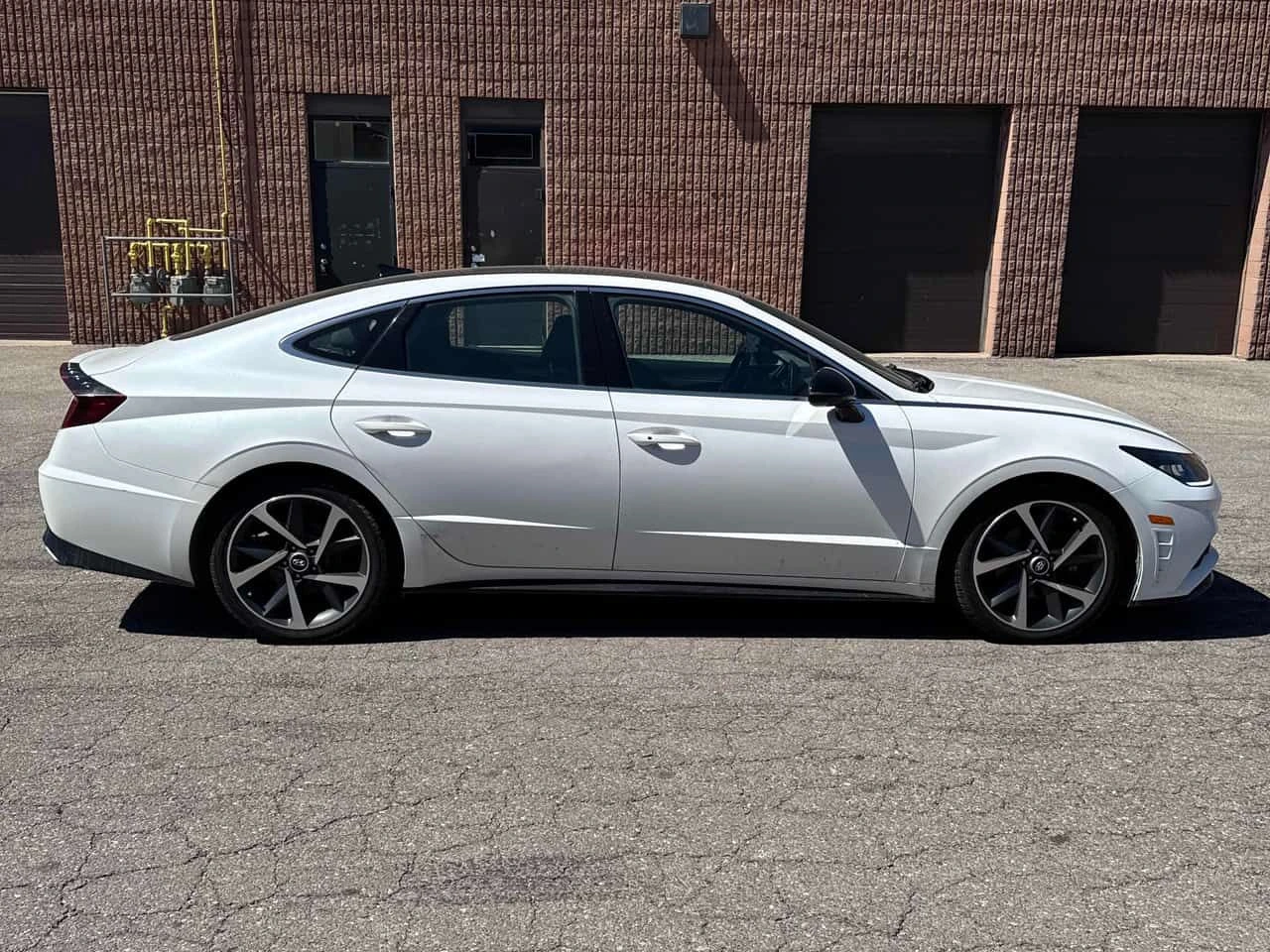 Hyundai Sonata Sport  CARFAX, снимка 3 - Автомобили и джипове - 54798269