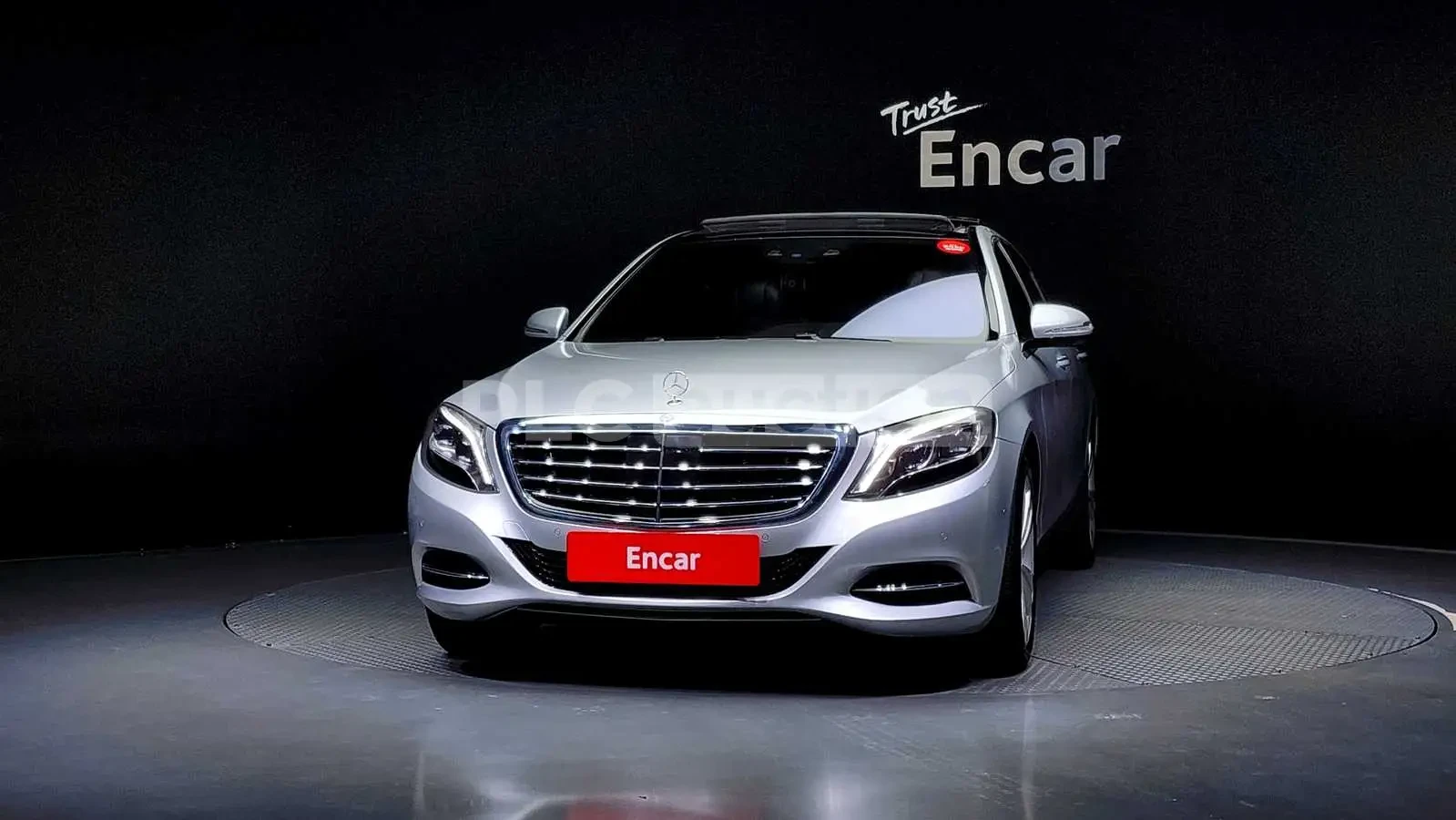 Mercedes-Benz S 500 4MATIC 360CAM/PANO/HEAD UP/FIRST CLASS EKPAHИ, снимка 3 - Автомобили и джипове - 55098409