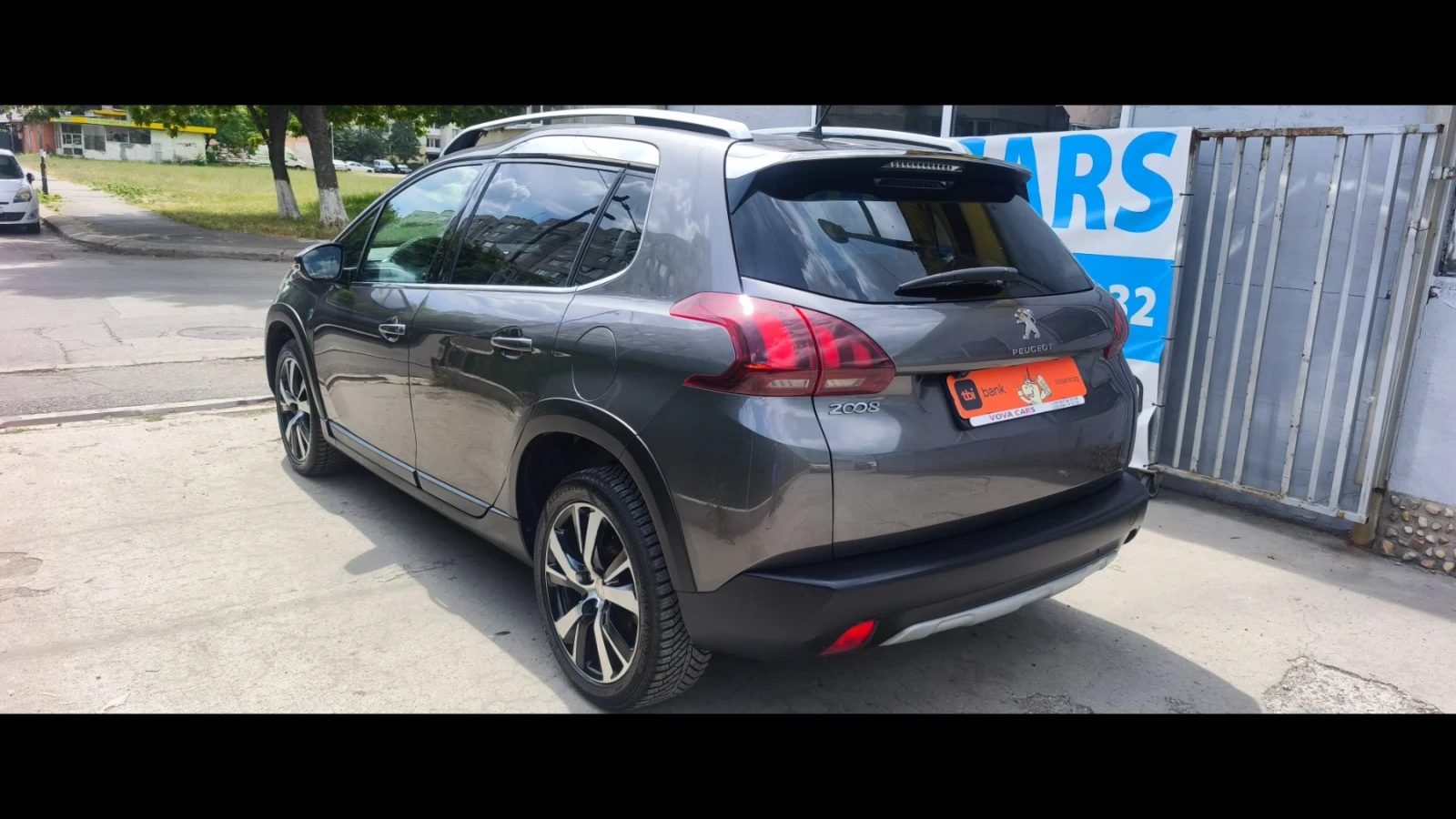 Peugeot 2008 1.6 HDI 120 к.с. Allure, снимка 6 - Автомобили и джипове - 55210720