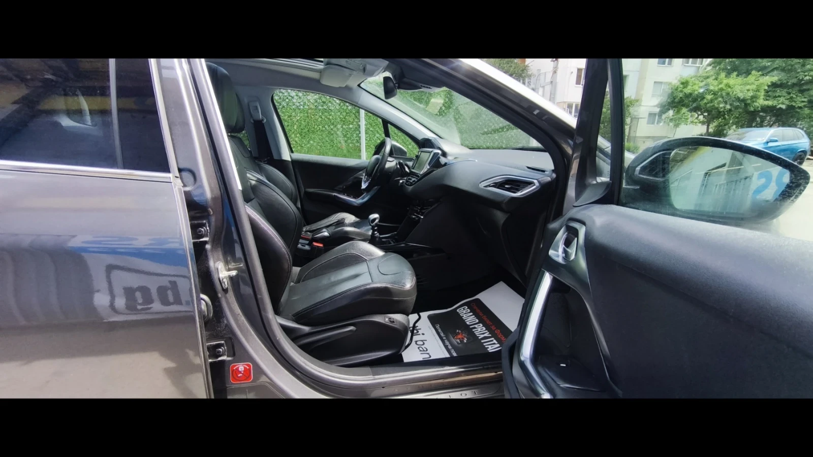 Peugeot 2008 1.6 HDI 120 к.с. Allure, снимка 12 - Автомобили и джипове - 55210720