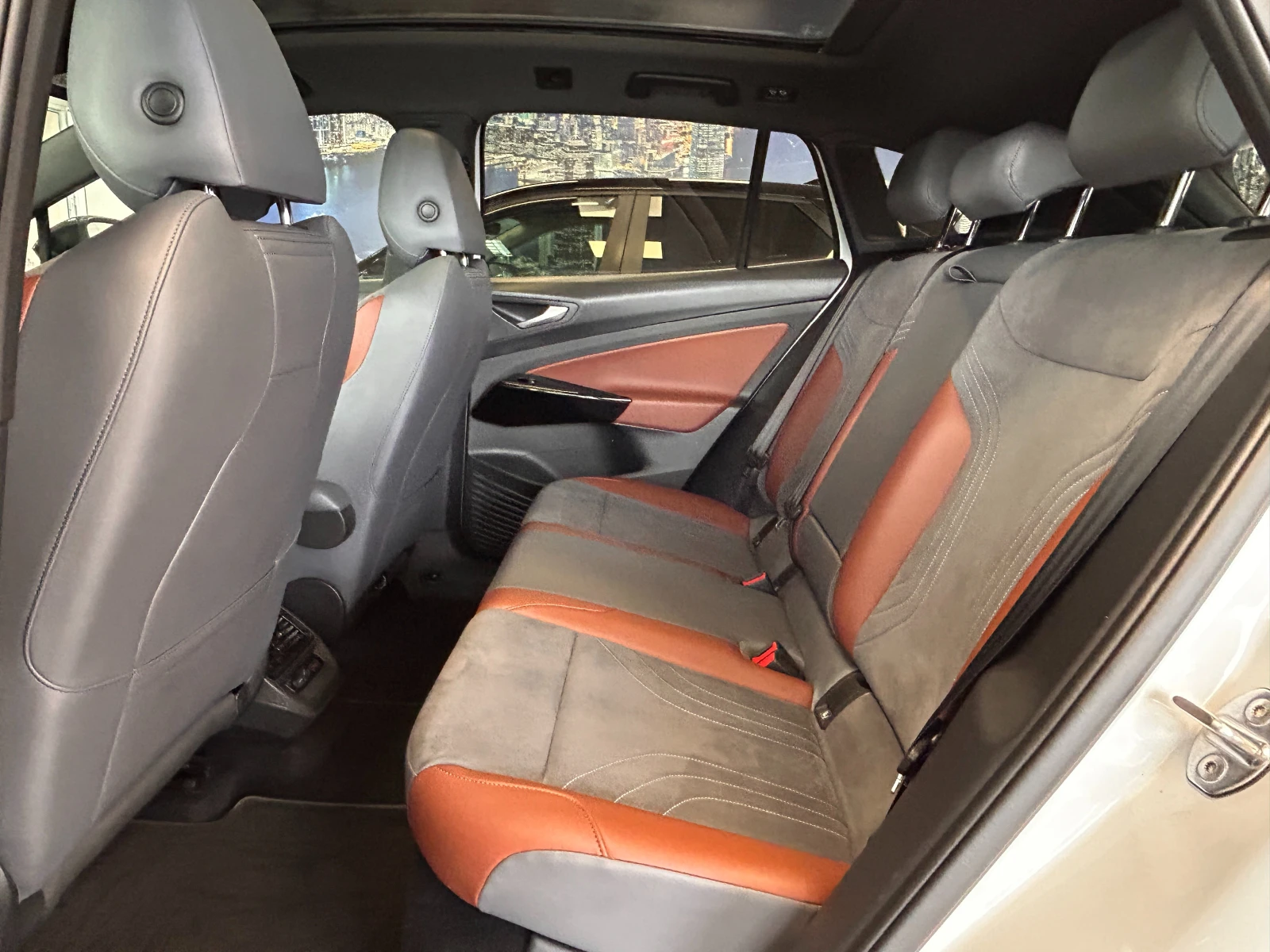 VW ID.4 1ST PRO MAX 82KW 204КС, снимка 13 - Автомобили и джипове - 55617403