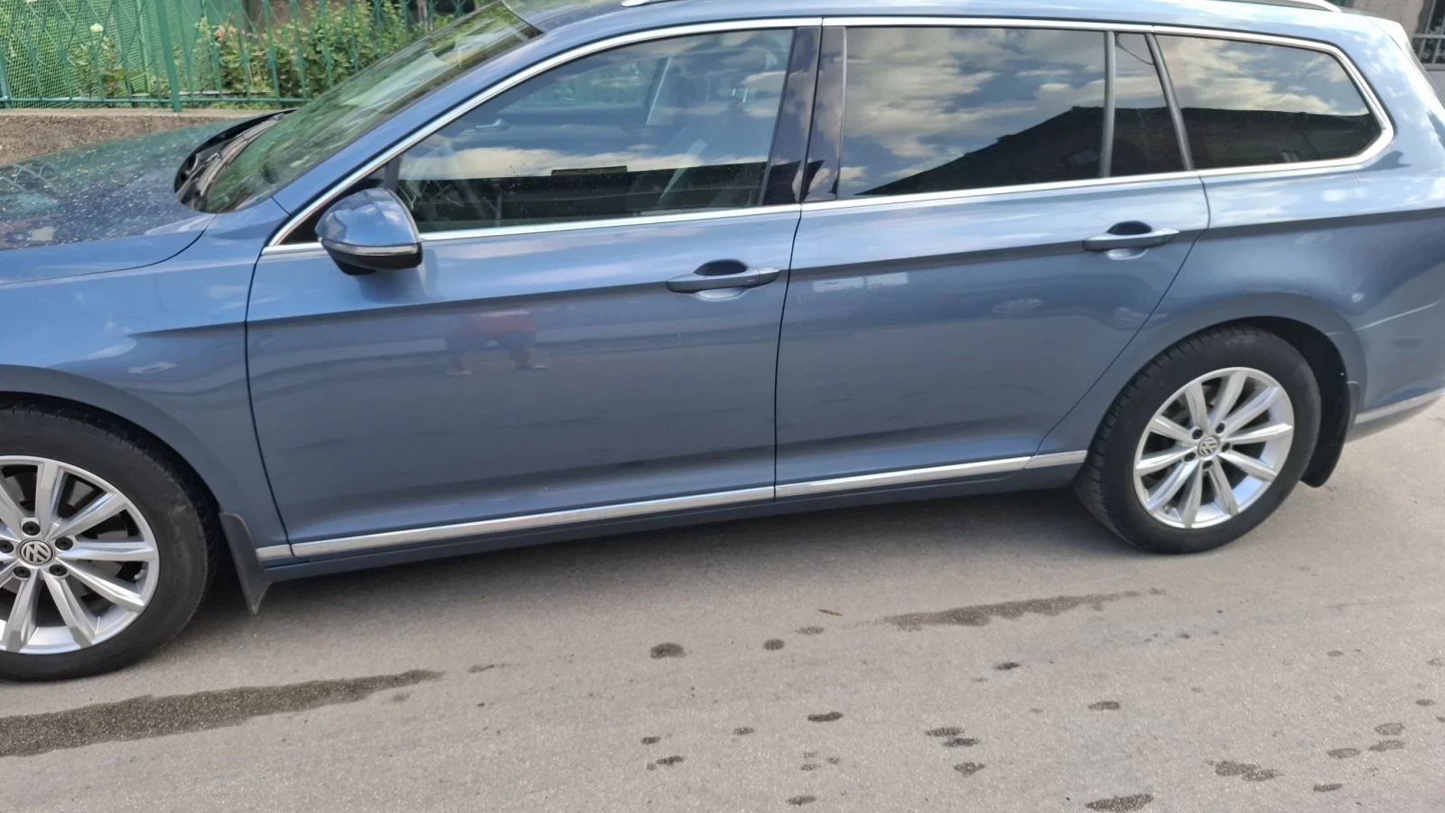 VW Passat 2.0 tdi highline , снимка 10 - Автомобили и джипове - 55619431
