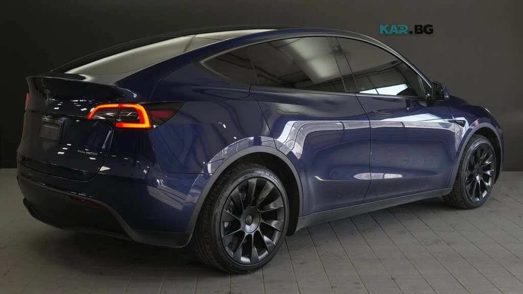 Tesla Model Y Long Range AWD* PANORAMA* DISTRONIC* ПОДГРЕВ* 360*, снимка 5 - Автомобили и джипове - 55709976