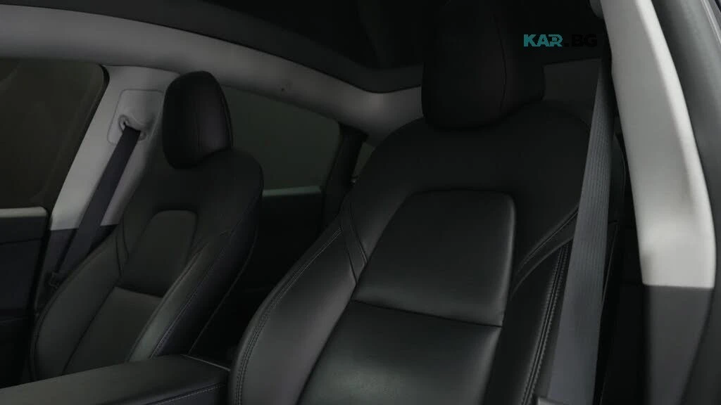 Tesla Model Y Long Range AWD* PANORAMA* DISTRONIC* ПОДГРЕВ* 360*, снимка 12 - Автомобили и джипове - 55709976