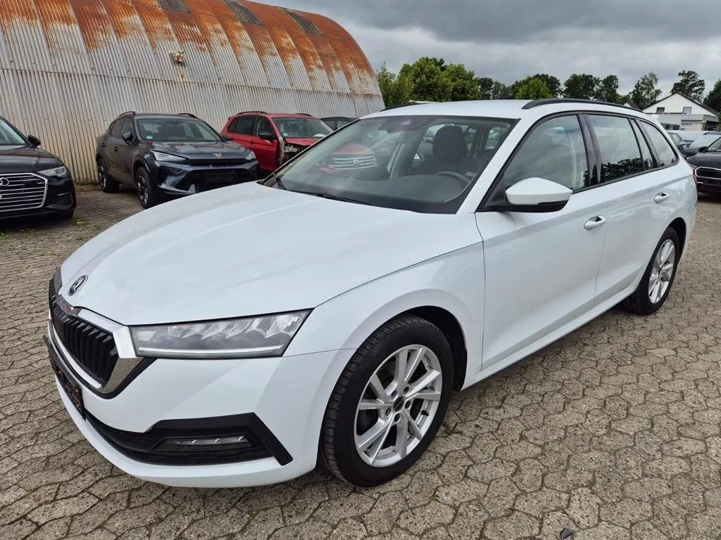 Skoda Octavia DSG Ambition Navi, снимка 2 - Автомобили и джипове - 55777063