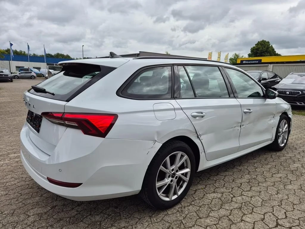 Skoda Octavia DSG Ambition Navi, снимка 4 - Автомобили и джипове - 55777063