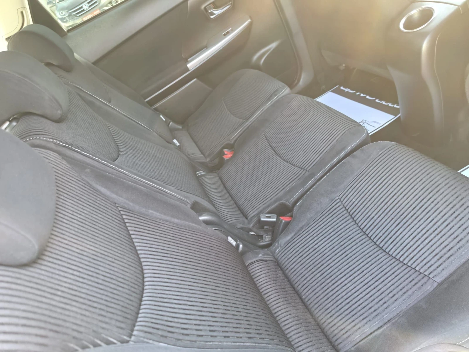 Toyota Prius + HYBRID* 7места* ГАЗ* ОБСЛУЖЕН* ОТЛИЧЕН, снимка 13 - Автомобили и джипове - 55849133