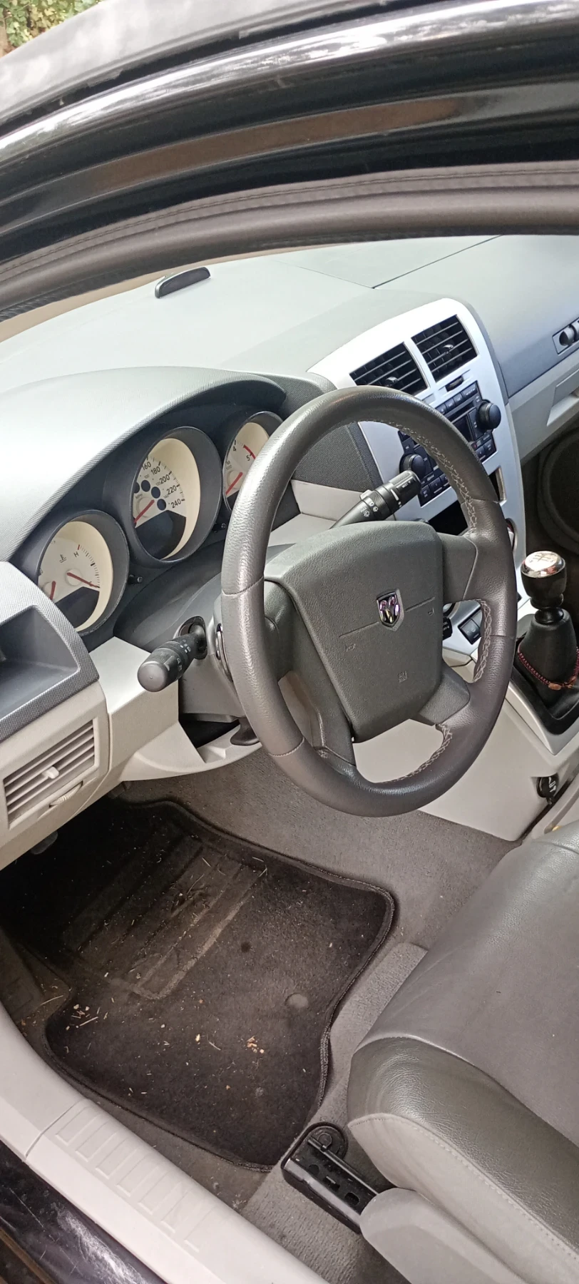 Dodge Caliber 2.0CRD, снимка 17 - Автомобили и джипове - 55980301