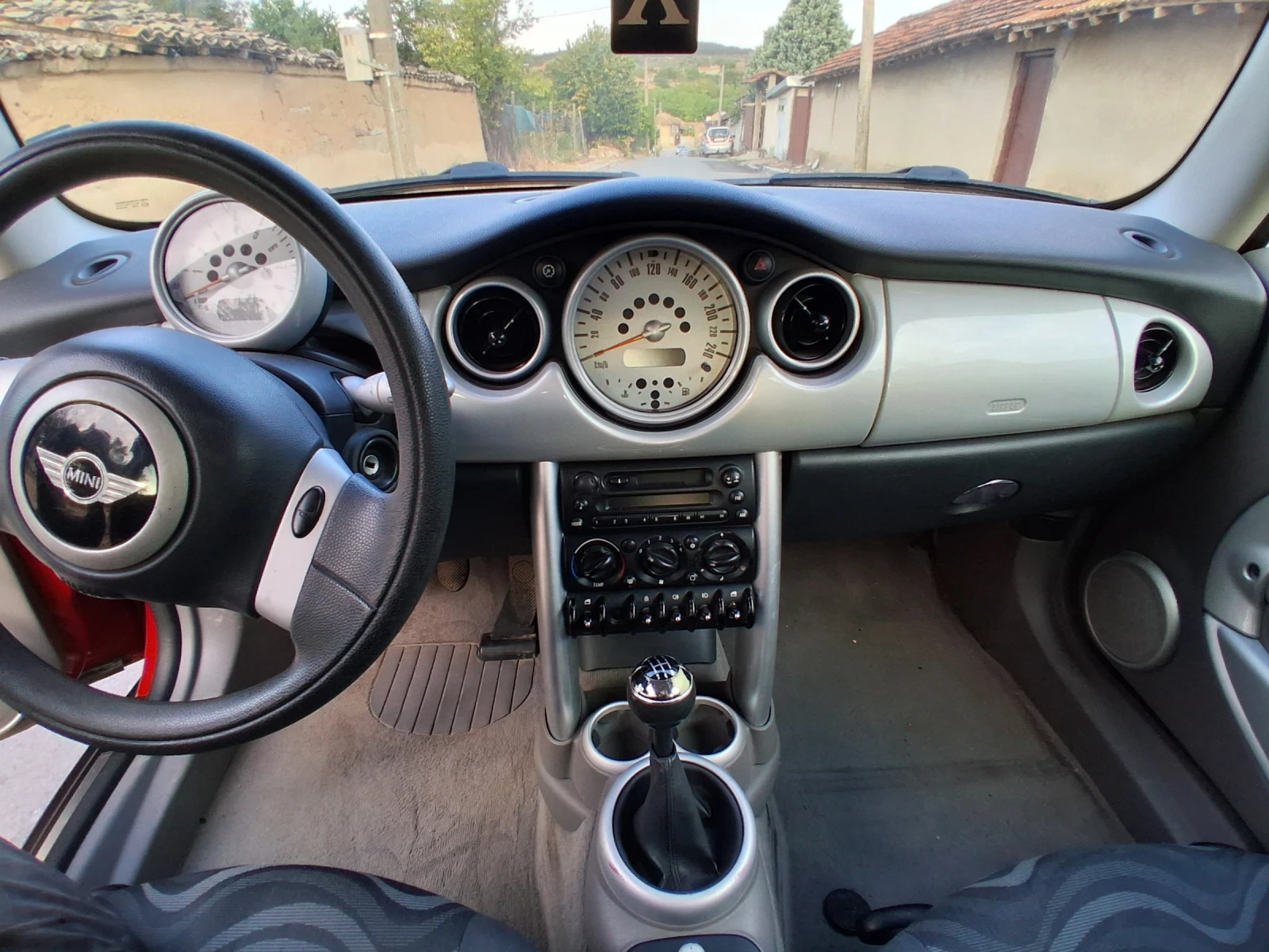 Mini Cooper 1.6, снимка 9 - Автомобили и джипове - 56197218