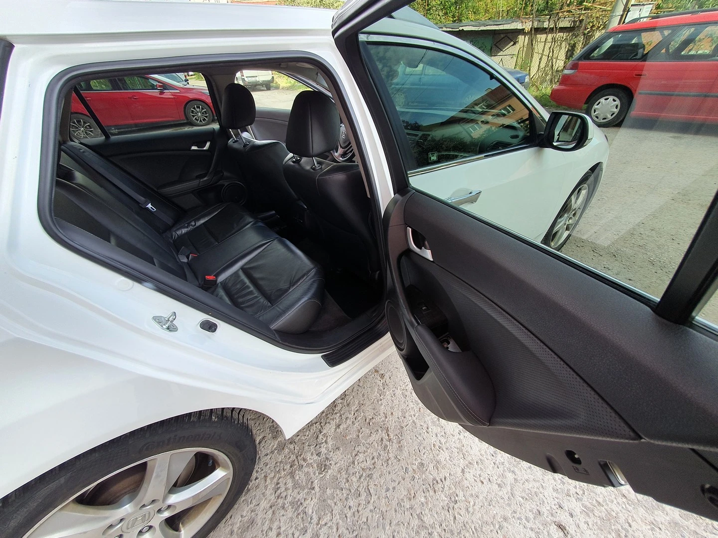 Honda Accord Executive Facelift 2.2 i-DTEC, снимка 6 - Автомобили и джипове - 56201777