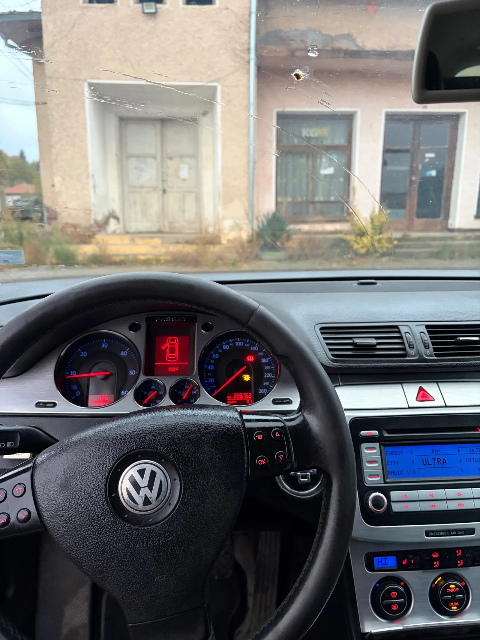 VW Passat 2.0 TDI 170HP, снимка 8 - Автомобили и джипове - 56660677