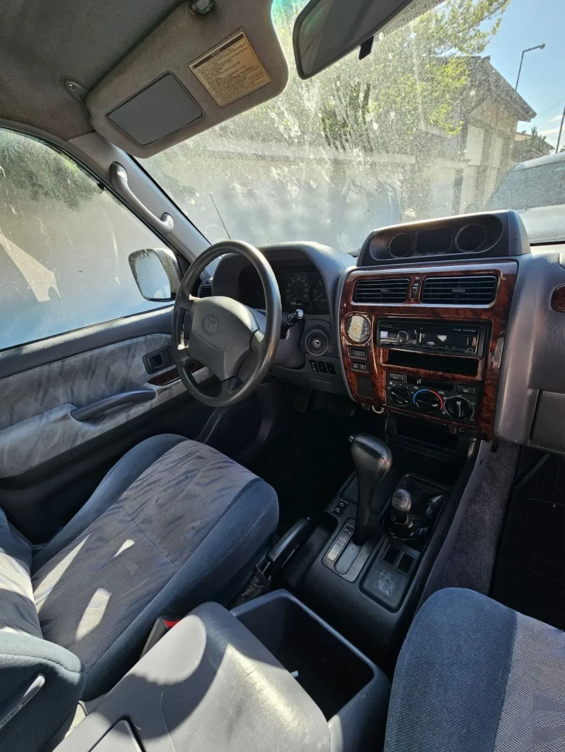 Toyota Land cruiser, снимка 2 - Автомобили и джипове - 47310530