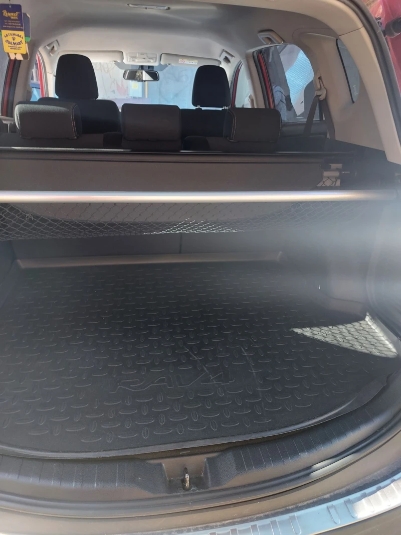 Toyota Rav4, снимка 9 - Автомобили и джипове - 52391185
