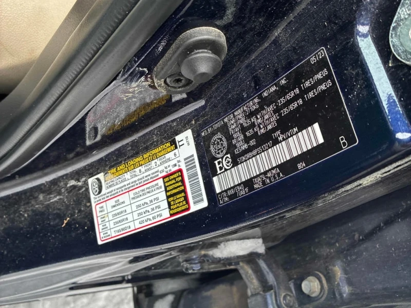 Toyota Highlander * AWD * CARFAX * БЕЗ ПЪРВОНАЧАЛНА ВНОСКА, снимка 10 - Автомобили и джипове - 53165167