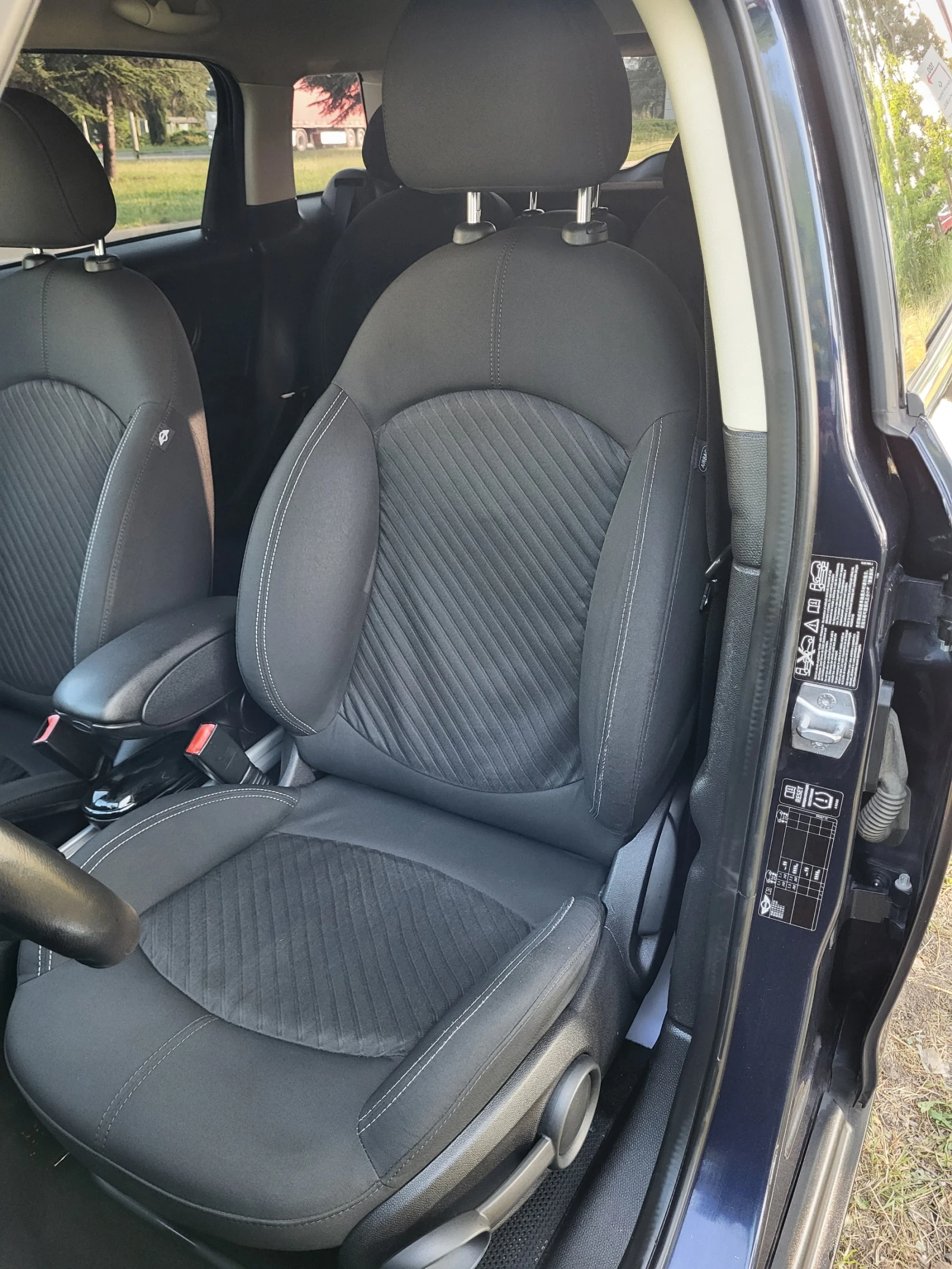 Mini Countryman 2.0SD-143ps 4x4 - изображение 8
