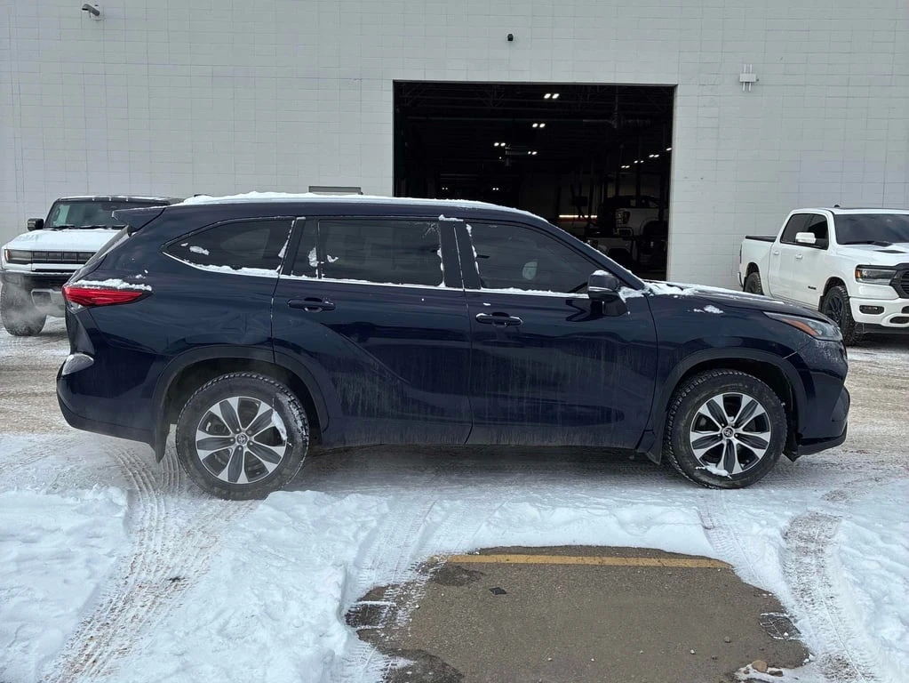 Toyota Highlander * AWD * CARFAX * БЕЗ ПЪРВОНАЧАЛНА ВНОСКА - изображение 3