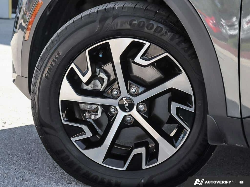 Kia Sportage * EX | AWD | Navi | Pano Roof | Smart Cruise * CAR, снимка 11 - Автомобили и джипове - 53749253