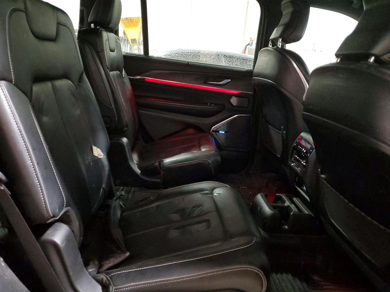 Jeep Grand cherokee L Overland, снимка 11 - Автомобили и джипове - 53951321