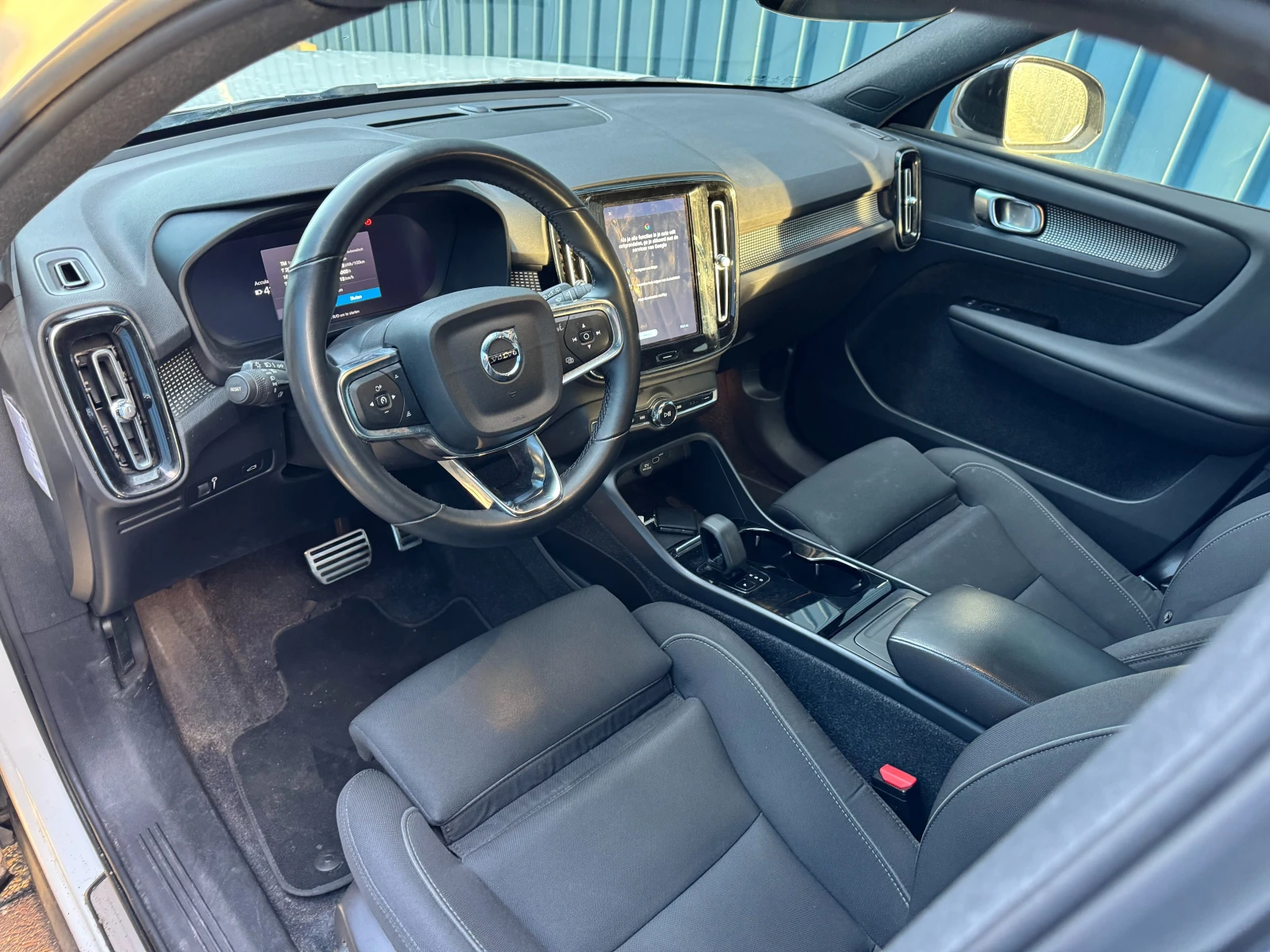 Volvo XC40 P6 Plus, снимка 6 - Автомобили и джипове - 54549472