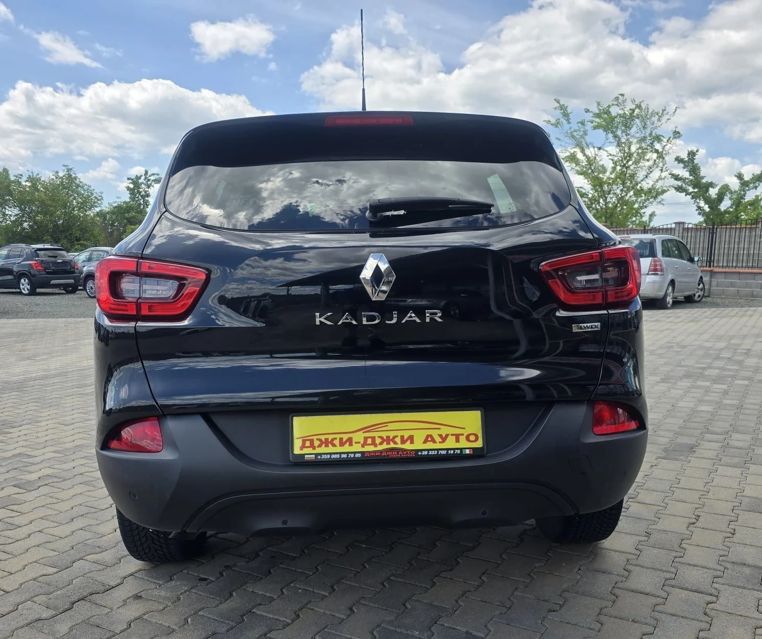Renault Kadjar 1.6DCI 4X4, снимка 5 - Автомобили и джипове - 54559144