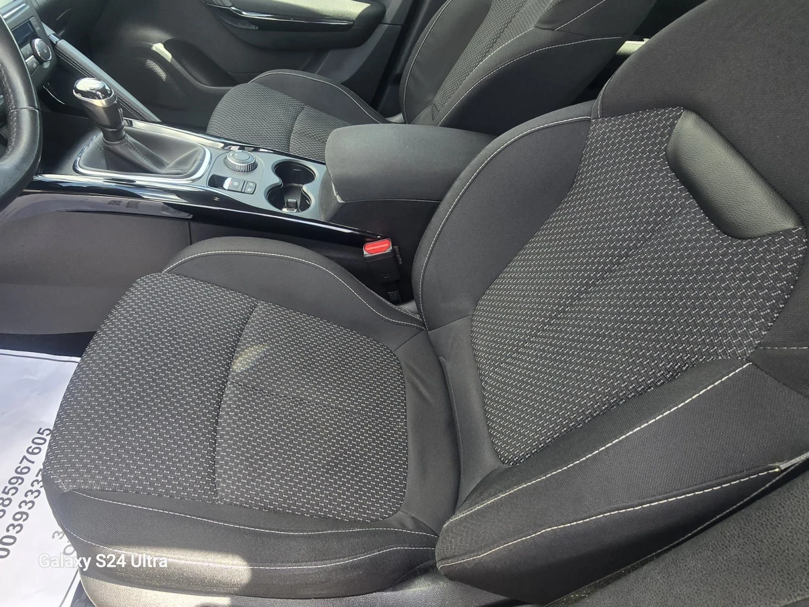 Renault Kadjar 1.6DCI 4X4, снимка 9 - Автомобили и джипове - 54559144