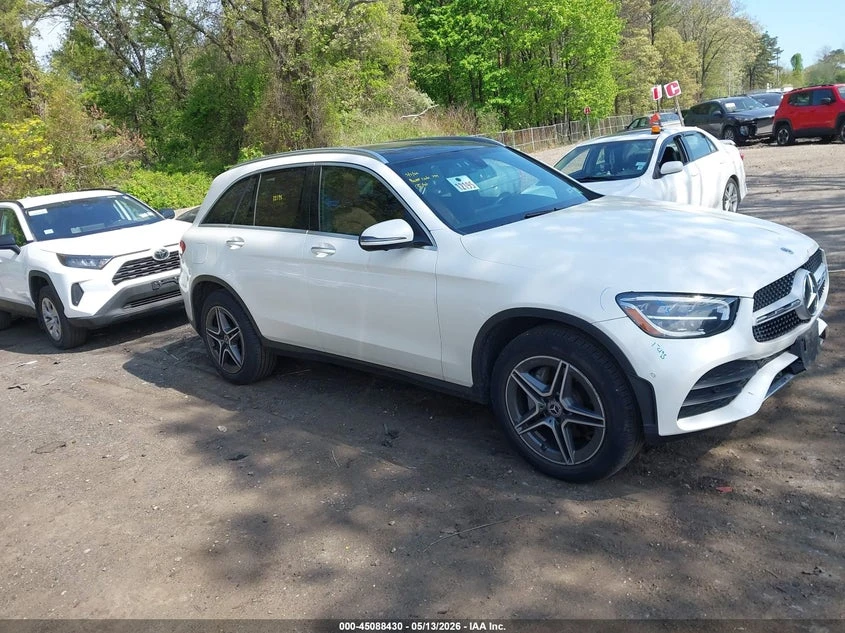 Mercedes-Benz GLC 300 2021 MERCEDES-BENZ GLC 300 4MATIC SUV, снимка 5 - Автомобили и джипове - 54696629