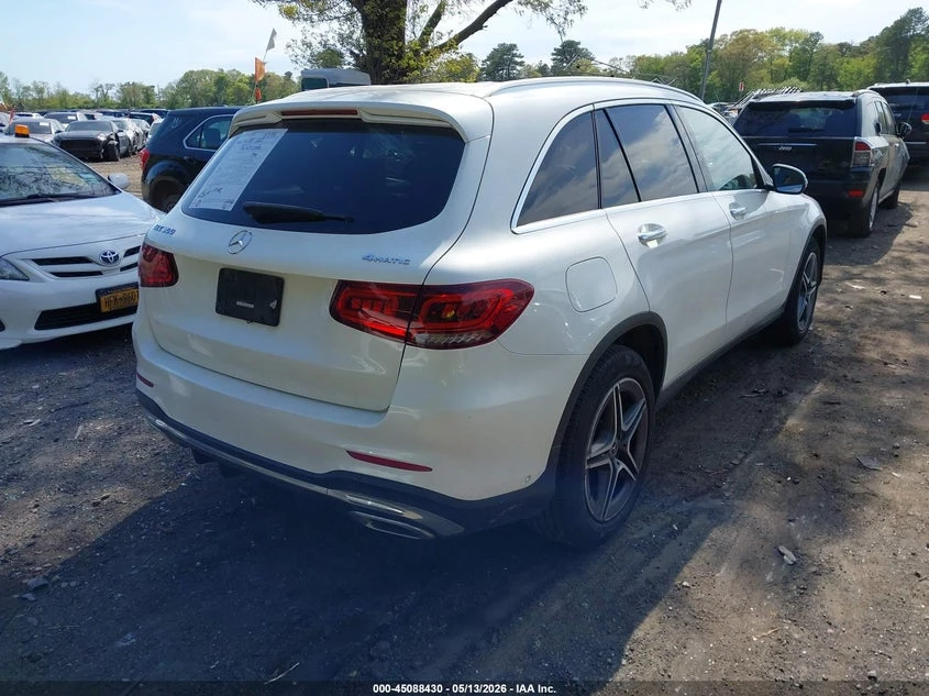 Mercedes-Benz GLC 300 2021 MERCEDES-BENZ GLC 300 4MATIC SUV, снимка 9 - Автомобили и джипове - 54696629