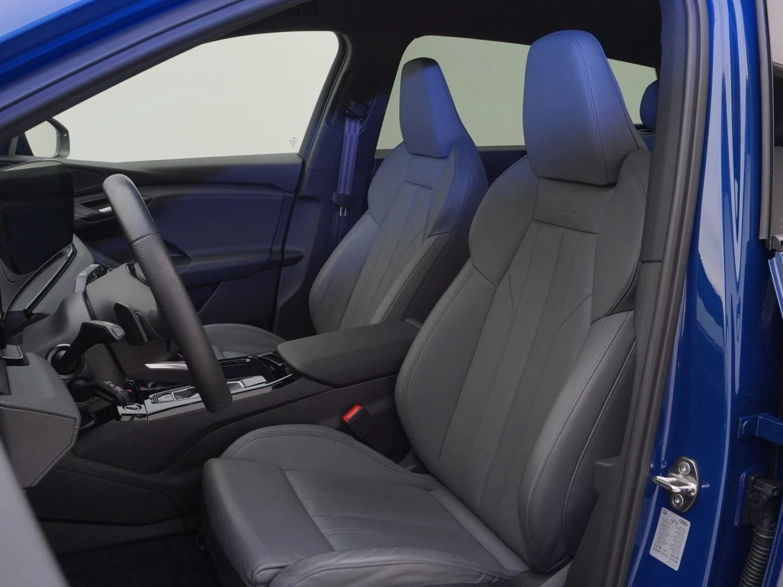 Audi Q6 Quattro 2xS-Line DISTR Matrix 360 Winter Pack+ K-L, снимка 8 - Автомобили и джипове - 55715583