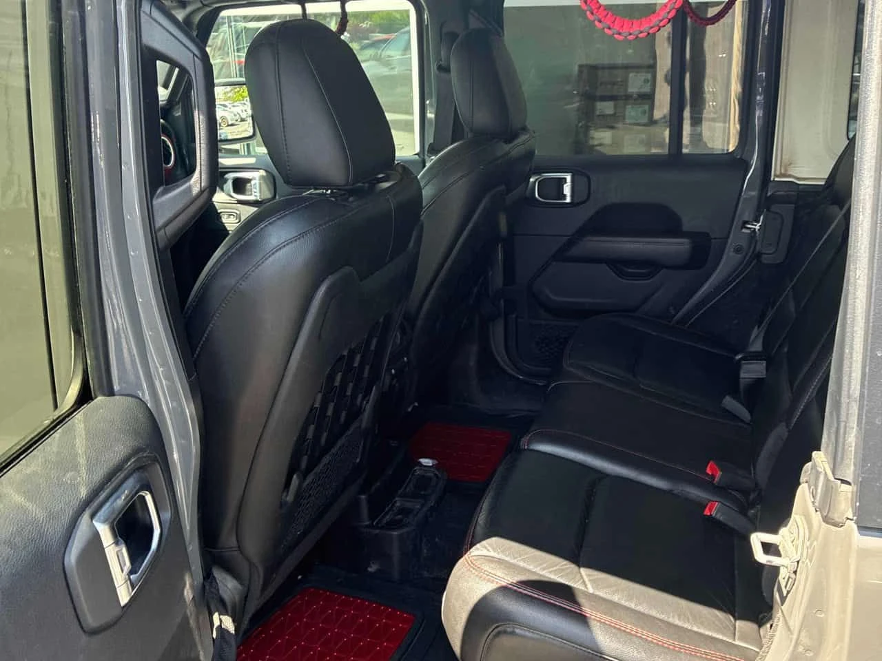 Jeep Wrangler * Unlimited Rubicon * CARFAX * ЦЕНА ДО БГ, снимка 11 - Автомобили и джипове - 55082554