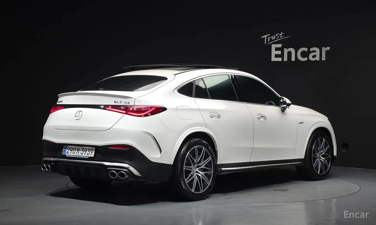 Mercedes-Benz GLC 43 AMG COUPE/ОБДУХВАНЕ/ПАНОРАМА/360 КАМЕРИ, снимка 3 - Автомобили и джипове - 55093008