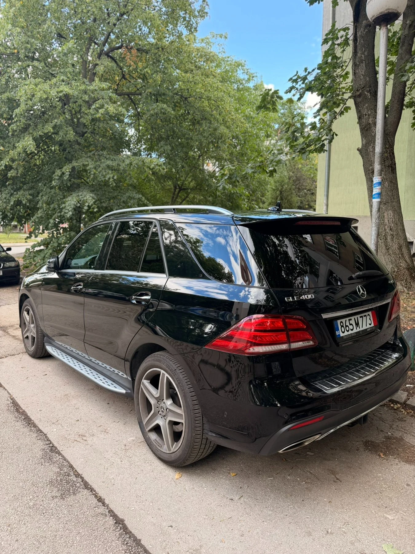 Mercedes-Benz GLE 400 Mercedes-Benz GLE 400 4MATIC/333HP/AMG/PANO/H&K/, снимка 5 - Автомобили и джипове - 55425176