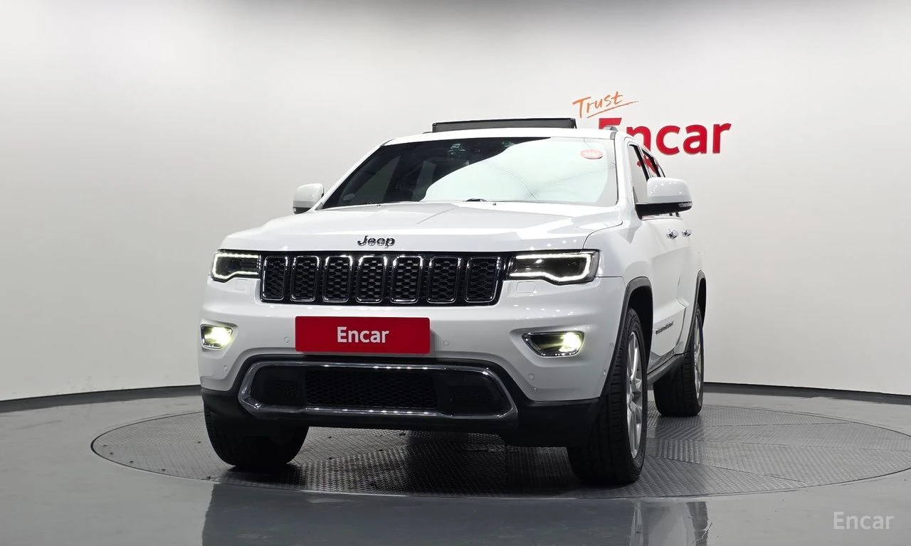 Jeep Grand cherokee 3.6 LIMITED* ПОДГРЕВ* ОБДУХВАНЕ* ПАНОРАМА* КАМЕРА*, снимка 2 - Автомобили и джипове - 55661669