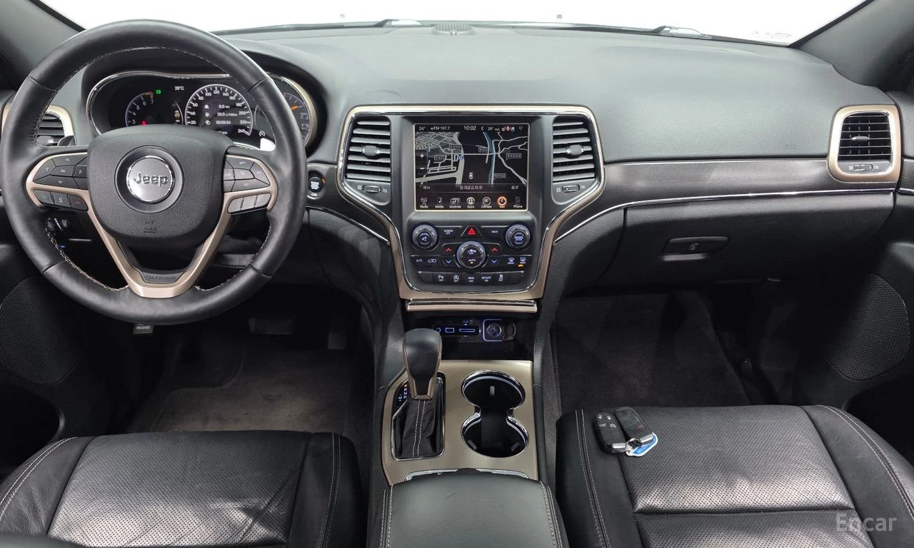 Jeep Grand cherokee 3.6 LIMITED* ПОДГРЕВ* ОБДУХВАНЕ* ПАНОРАМА* КАМЕРА*, снимка 8 - Автомобили и джипове - 55661669