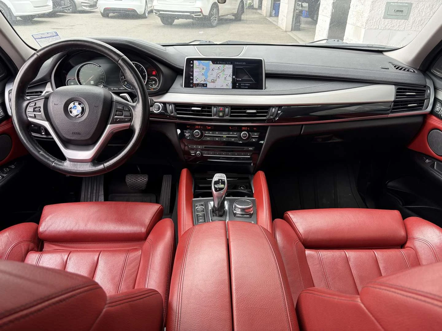 BMW X6, снимка 11 - Автомобили и джипове - 56115412