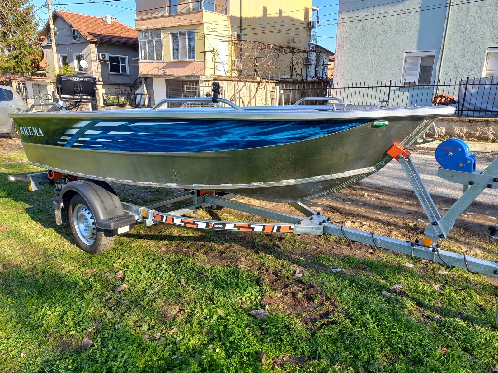 Лодка Bavaria BREMA 370V , снимка 12 - Воден транспорт - 54818153