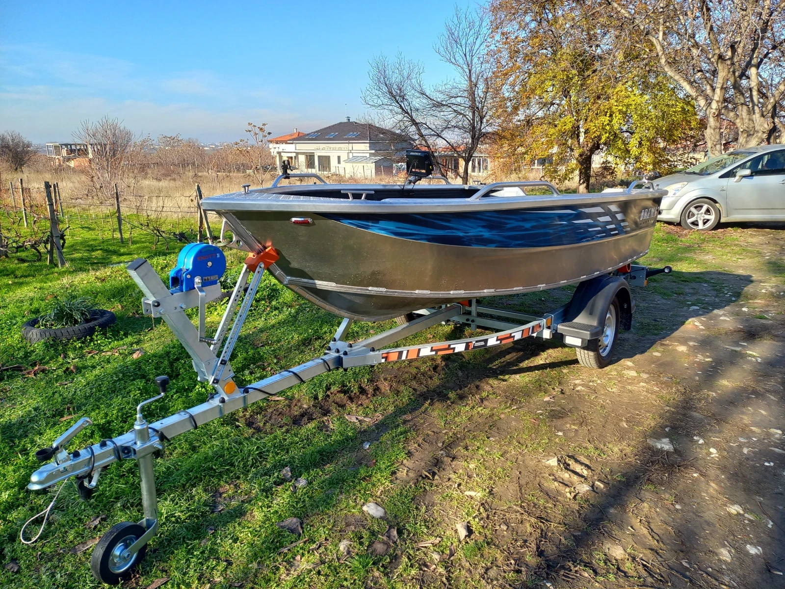 Лодка Bavaria BREMA 370V 