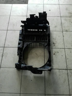 Маска радиатори Пежо 407 3.0Б В6 (7)