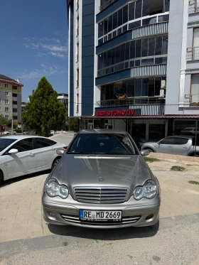 Mercedes-Benz C 180, снимка 11