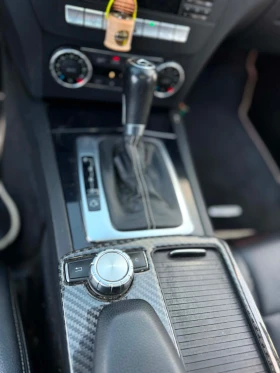 Mercedes-Benz C 220, снимка 9