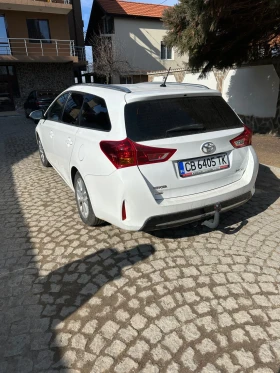 Toyota Auris 1.6 бензин/газ, снимка 4