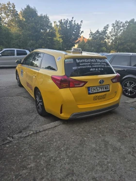 Toyota Auris 1.8, снимка 3