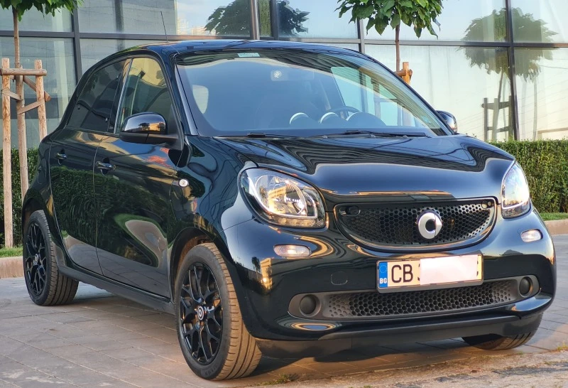 Smart Forfour 90кс Turbo NAVI, снимка 2 - Автомобили и джипове - 46654781