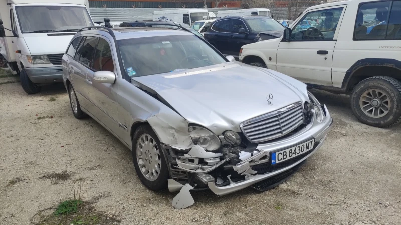 Mercedes-Benz E 270, снимка 2 - Автомобили и джипове - 47608430