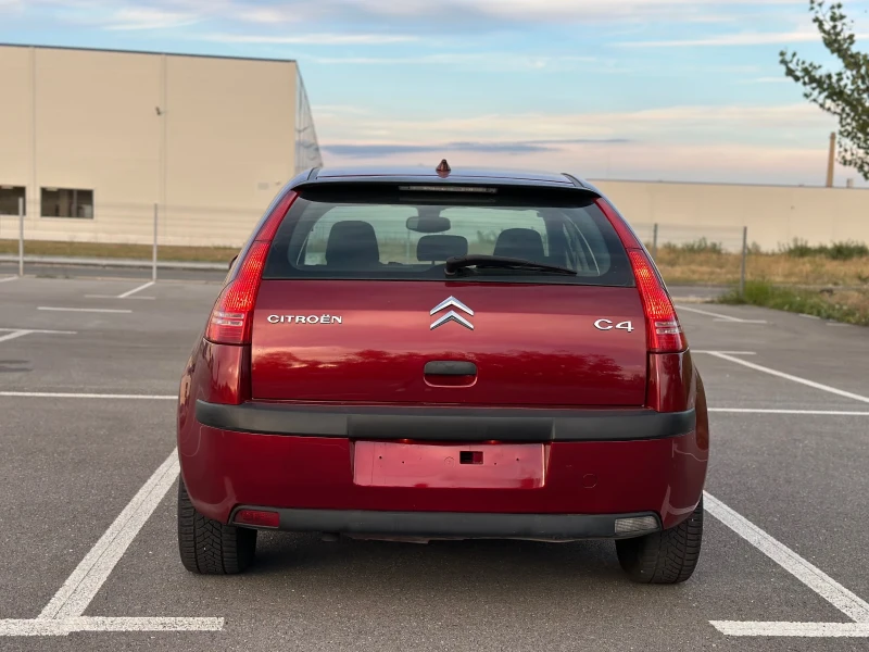 Citroen C4 1.6 HDI 110кс EURO4 , снимка 6 - Автомобили и джипове - 47622359